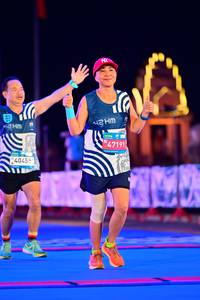 BIB: 
                            <button type="button" onclick="openModal(24462917)" class="btn btn-primary btn-sm float-right btn-popup" data-toggle="modal" data-target=".modal-high-quality">
                        <i class="fas fa-shopping-cart"></i> Add to Cart
                    </button>
                                            <button type="button" onclick="isThisMe(24462917, true)" class="btn btn-success btn-sm float-right btn-popup btn-isme hidden" data-toggle="tooltip" data-placement="bottom" title="นี่คือรูปของคุณใช่ไหม คลิกที่นี่เพื่อเอาเข้าอัลบั้ม">
                        <i class="fas fa-plus"></i> Add to album
                    </button>
                    <button type="button" onclick="isThisMe(24462917, false)" class="btn btn-warning btn-sm float-right btn-popup btn-isnotme hidden">
                        <i class="fas fa-ban"></i> Remove from album
                    </button>